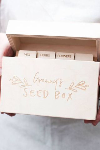 Garden gifts: Image of seed storage box