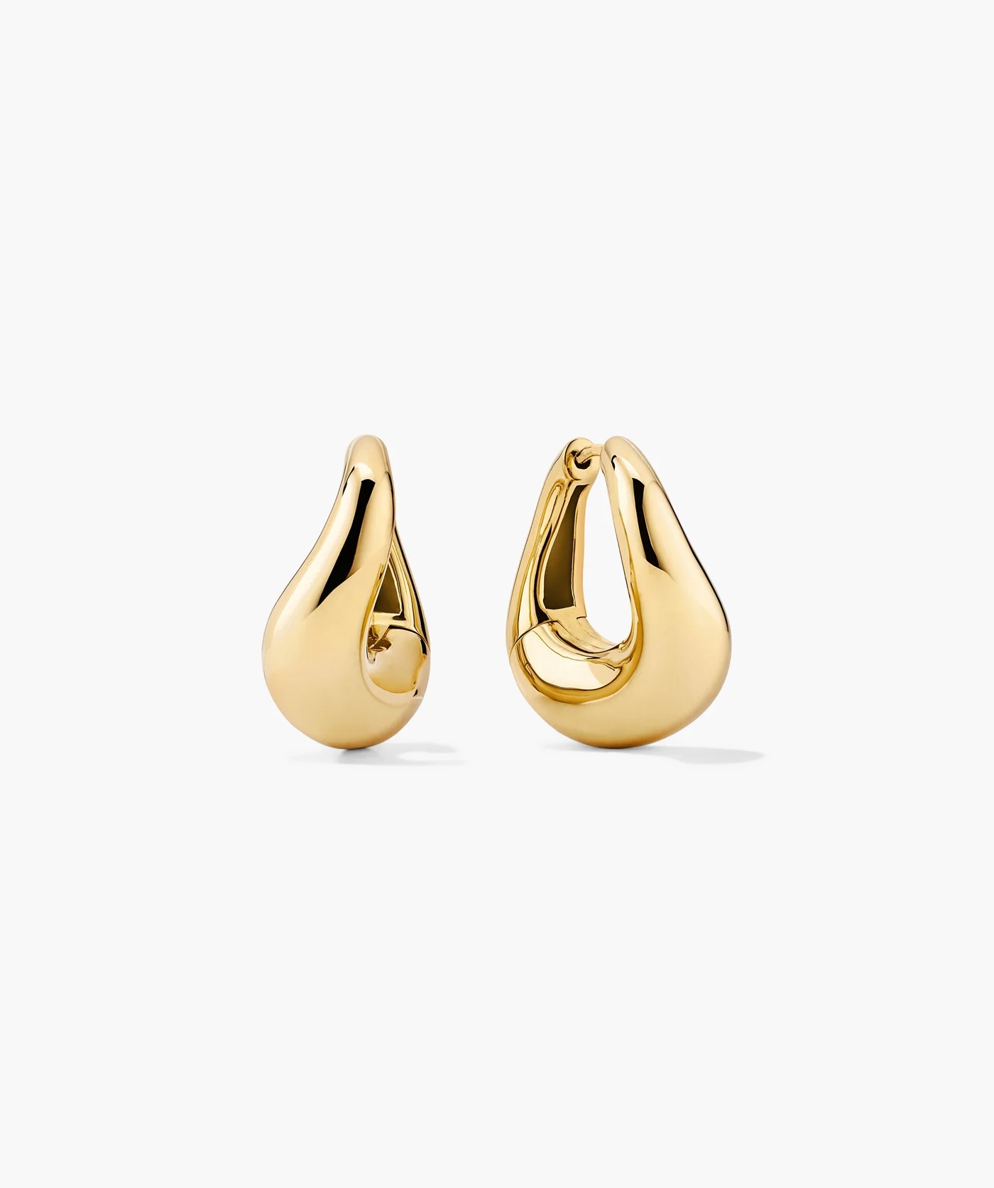 Mejuri, D&amp;ocirc;me Figure Hoop Earrings