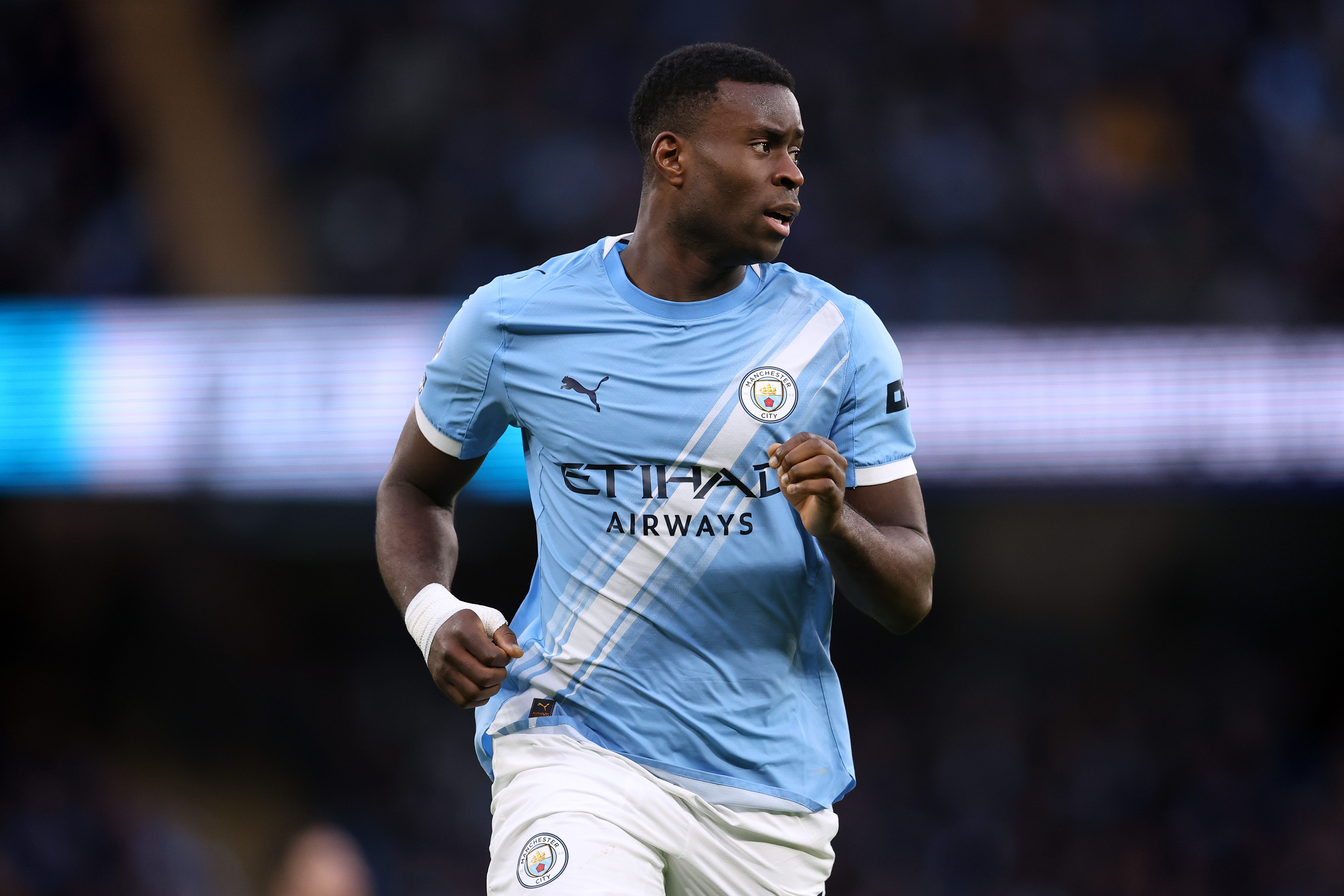 MANCHESTER, ENGLAND - JANUARY 24: Marc Guehi of Manchester City during the Premier League match between Manchester City and Wolverhampton Wanderers at Etihad Stadium on January 24, 2026 in Manchester, England. (Photo by Alex Livesey - Danehouse/Getty Images)