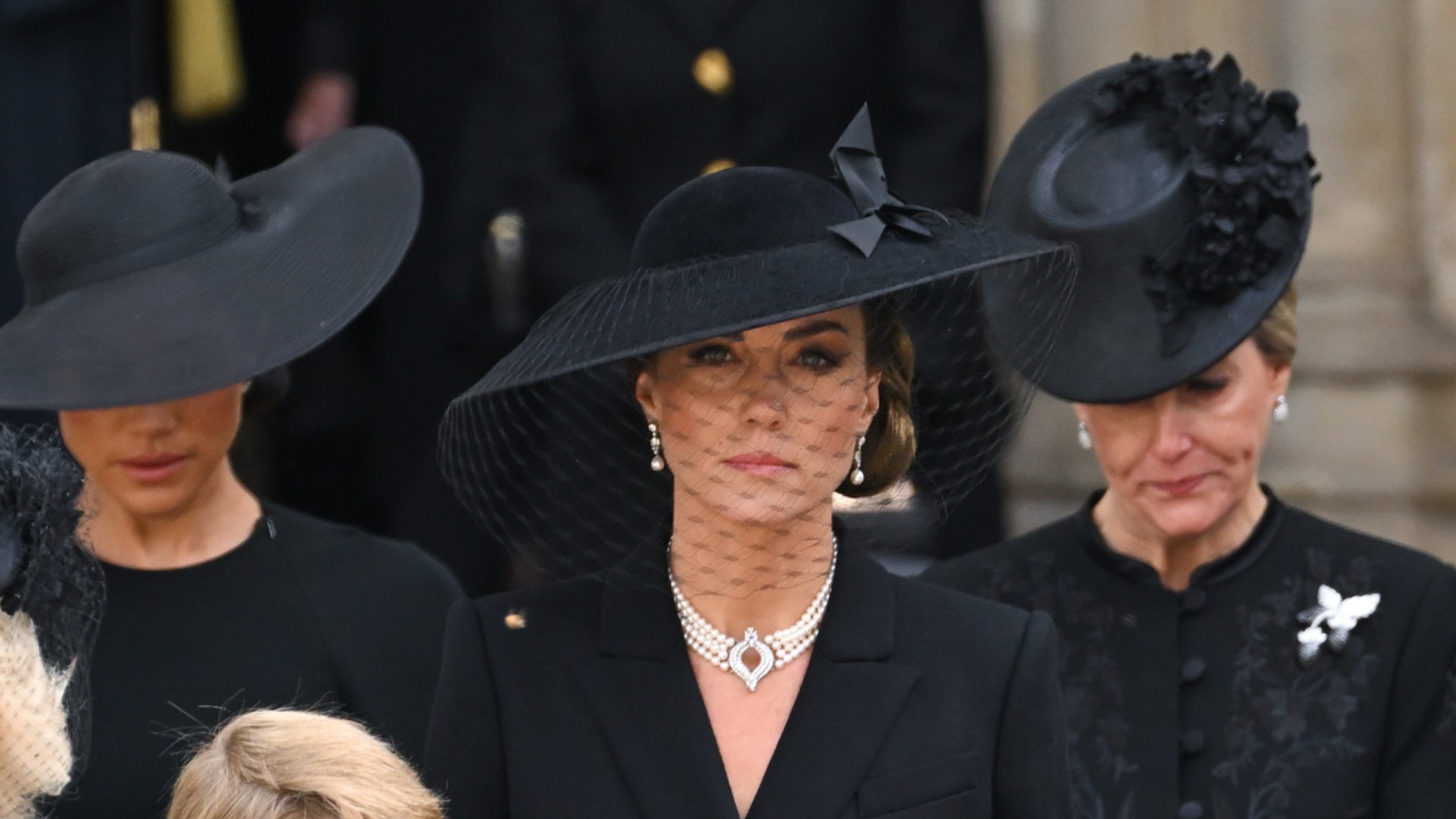 The sad reason Kate Middleton must pack an all-black outfit when she ...