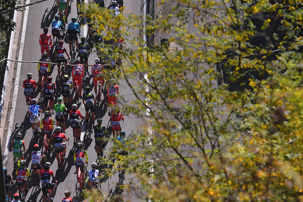 The peloton took it a little easier early in the race