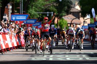 Stage 4 - La Vuelta Femenina: Marianne Vos secures another sprint victory on stage 4, extends overall lead