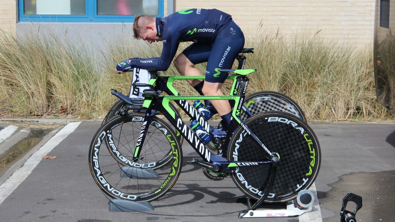 Movistar's Canyon Speedmax is well-paired with Campy's matching Bora Ultra wheels, Fizik saddles and even the SRM power meter spider.