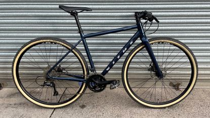 Hybrid gravel clearance bike