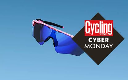Cyber Monday Oakley deals