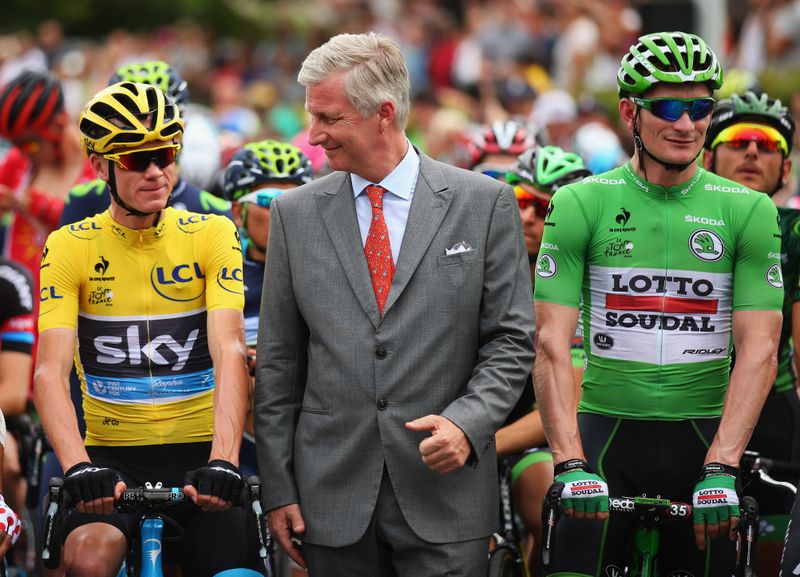 Chris Froome and Andre Greipel flank the King of Belgium