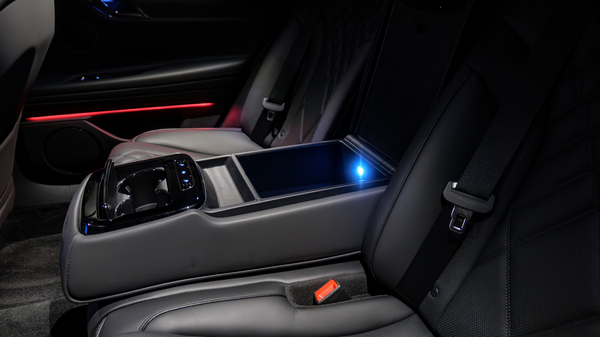 2026 Genesis G80 review.