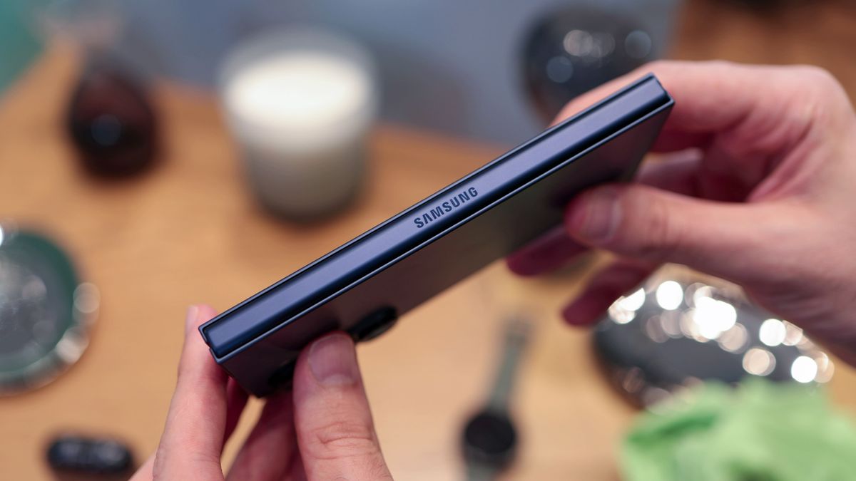 A photo of the Samsung Galaxy Z Fold 6