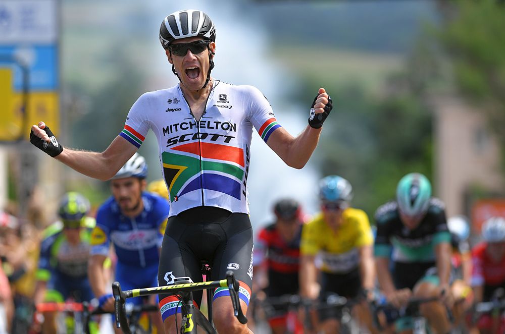 Darryl Impey (Mitchelton-Scott) wins stage 1 at Criterium du Dauphine