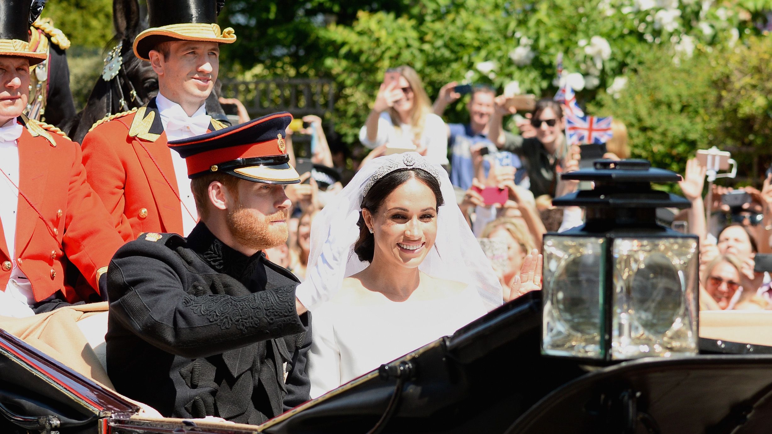Vehicle, Vintage car, Carriage, Event, Waterway, Classic, Ceremony, Antique car, Wedding, Car,