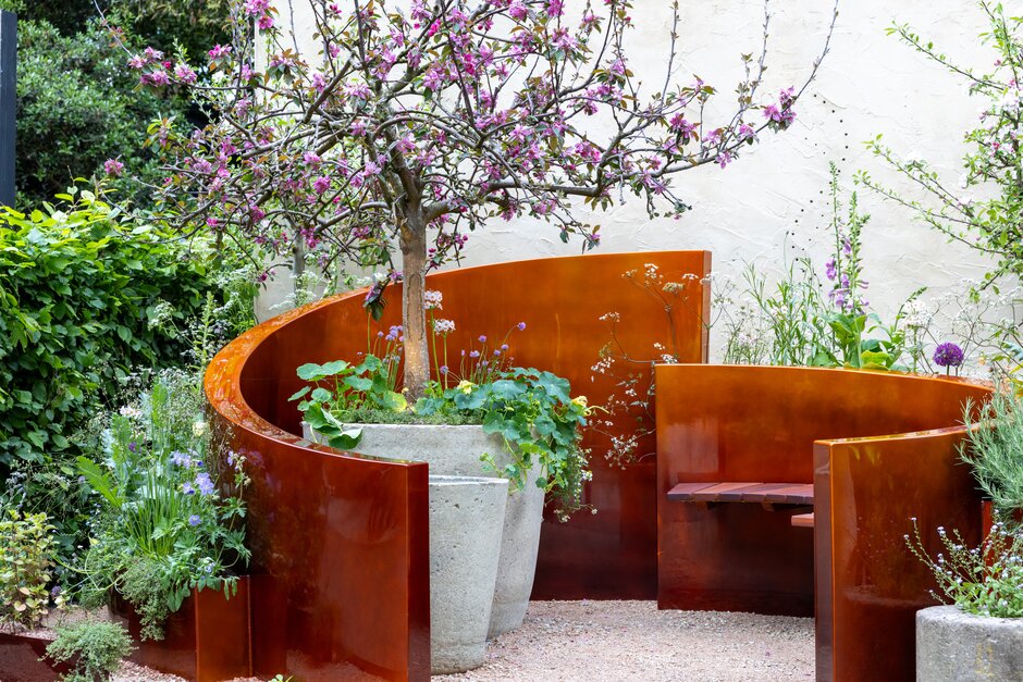 Alzheimer&amp;rsquo;s Society: Microbes and Minds Garden. Designed by Tina Worboys. Container Garden. RHS Chelsea Flower Show 2026. Site no. 808