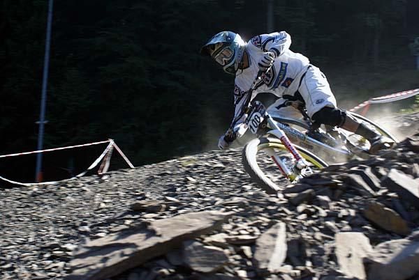 Young downhiller Dennis Dertell