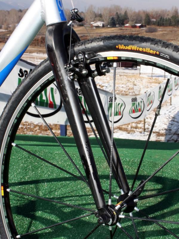 Georgia Gould's (Luna) Orbea Lobular Cross machine is fitted with an Easton EC90X carbon fork up front but as Easton isn't an official team sponsor, the brand name and model are blacked out.