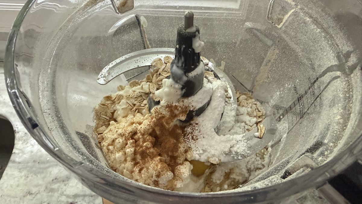 Ninja CrushBOSS blending pancake batter