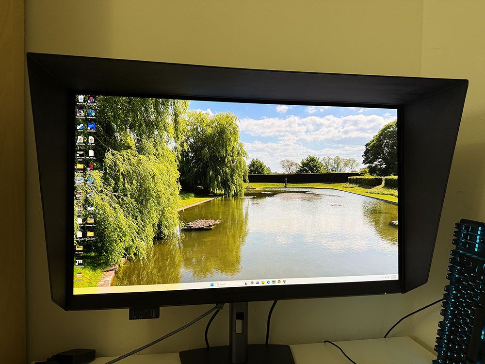 Dell U3226Q