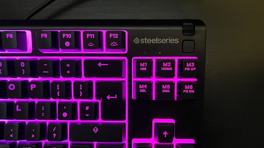 SteelSeries Apex 3 TKL media controls