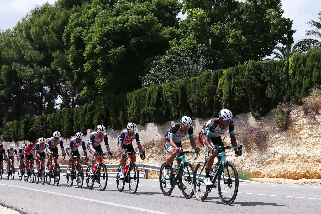 ALTO DE LA MONTAA DE CULLERA SPAIN AUGUST 19 LR Antonio Nibali of Italy and Team Trek Segafredo Robert Stannard of Australia and Andrey Zeits of Kazahkstan and Team BikeExchange lead The Peloton during the 76th Tour of Spain 2021 Stage 6 a 1583km stage from Requena to Alto de la Montaa de Cullera 184m lavuelta LaVuelta21 on August 19 2021 in Alto de la Montaa de Cullera Spain Photo by Gonzalo Arroyo MorenoGetty Images