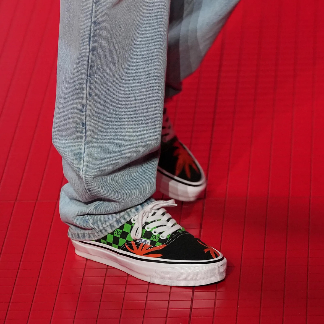 Valentinoは、今後のVANSコラボをからかいました