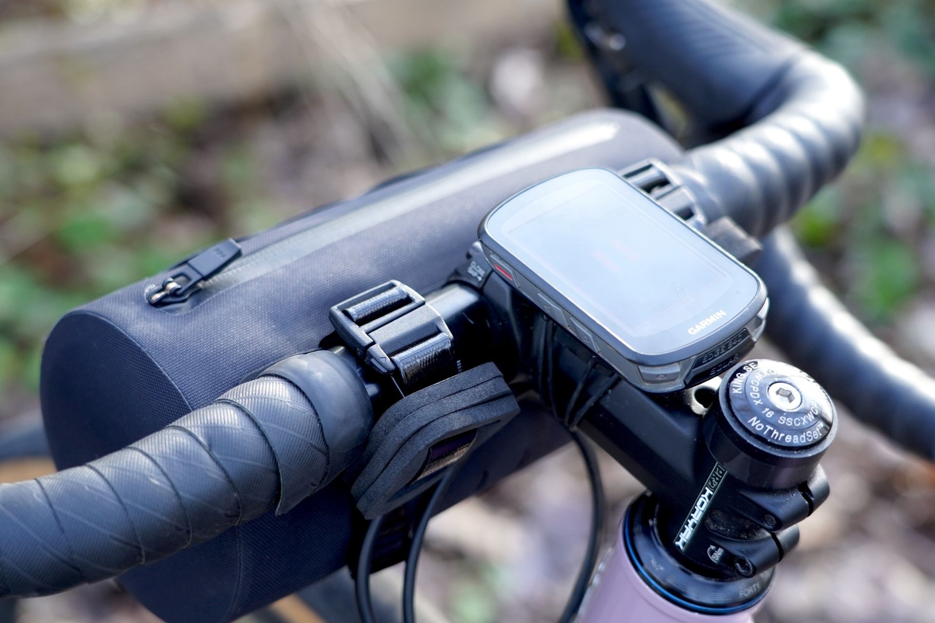 Silca's Grinta Handlebar Bag for fast-packing