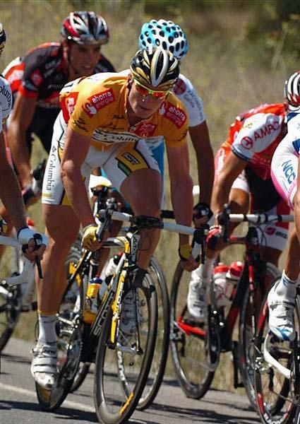 Yellow jersey wearer Andr&eacute; Greipel (Columbia-HTC)