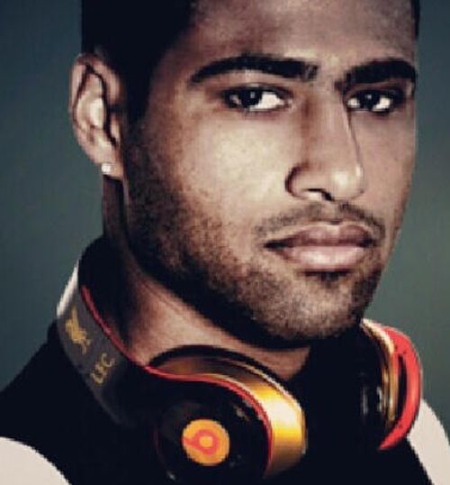 Do all footballers wear Beats by Dre headphones? What HiFi?