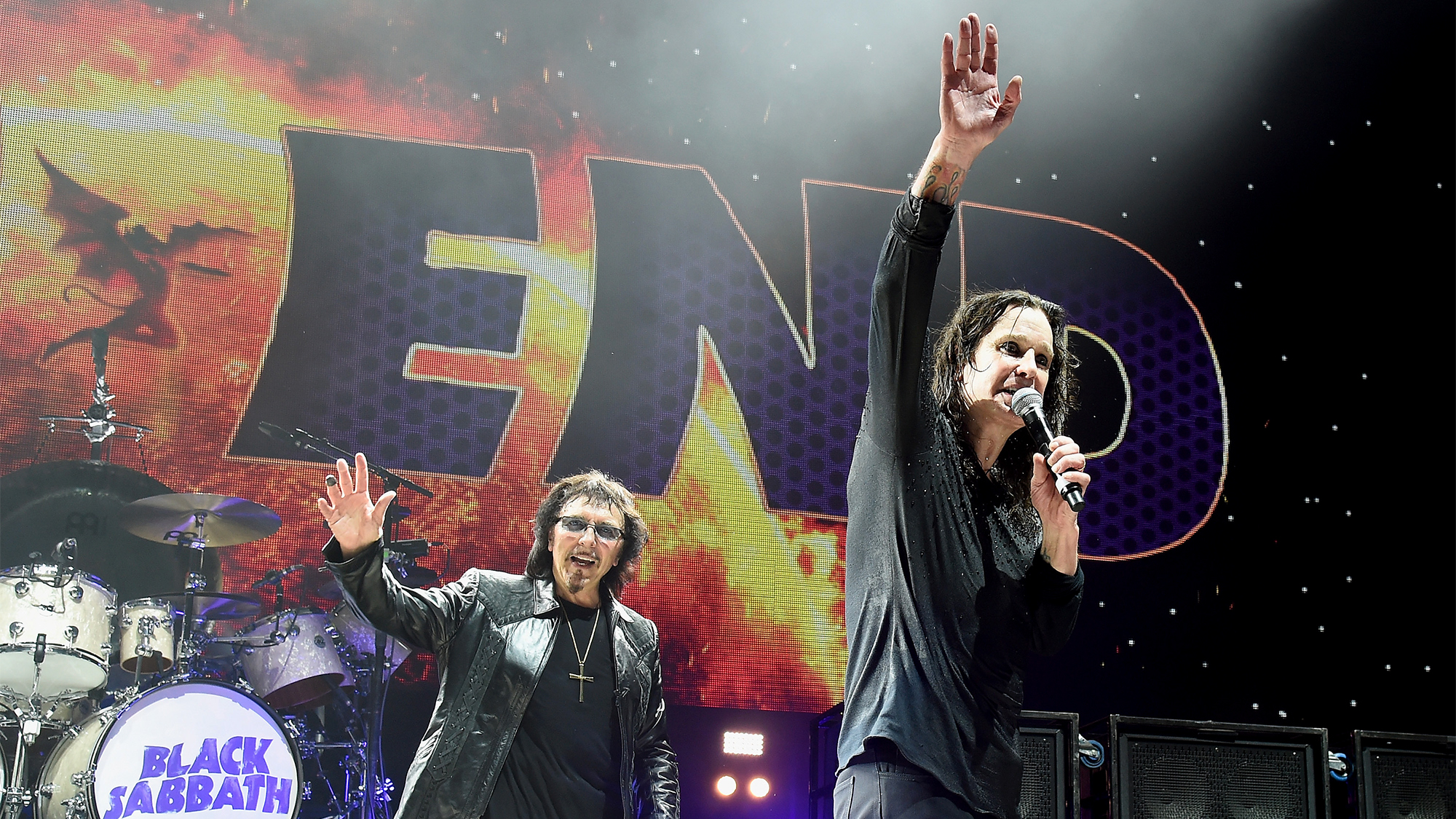 Tony Iommi (L) and Ozzy Osbourne of Black Sabbath perform onstage on &quot;The End Tour&quot; at Nikon at Jones Beach Theater on August 17, 2016 in Wantagh, New York. 