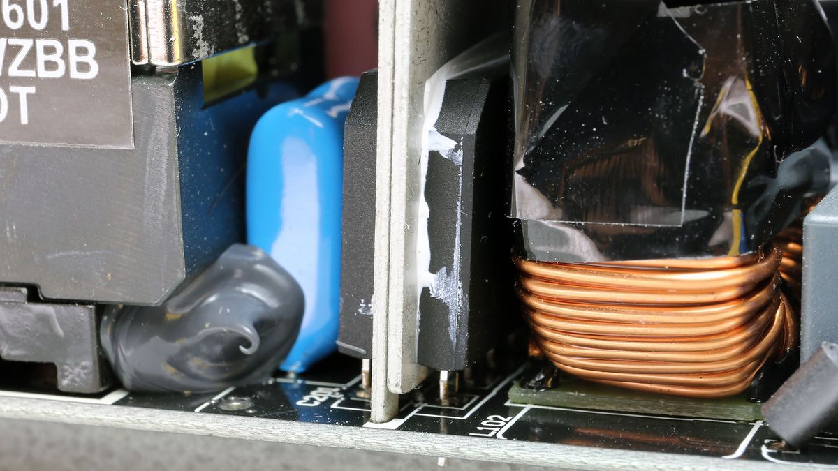 EVGA 850 P6