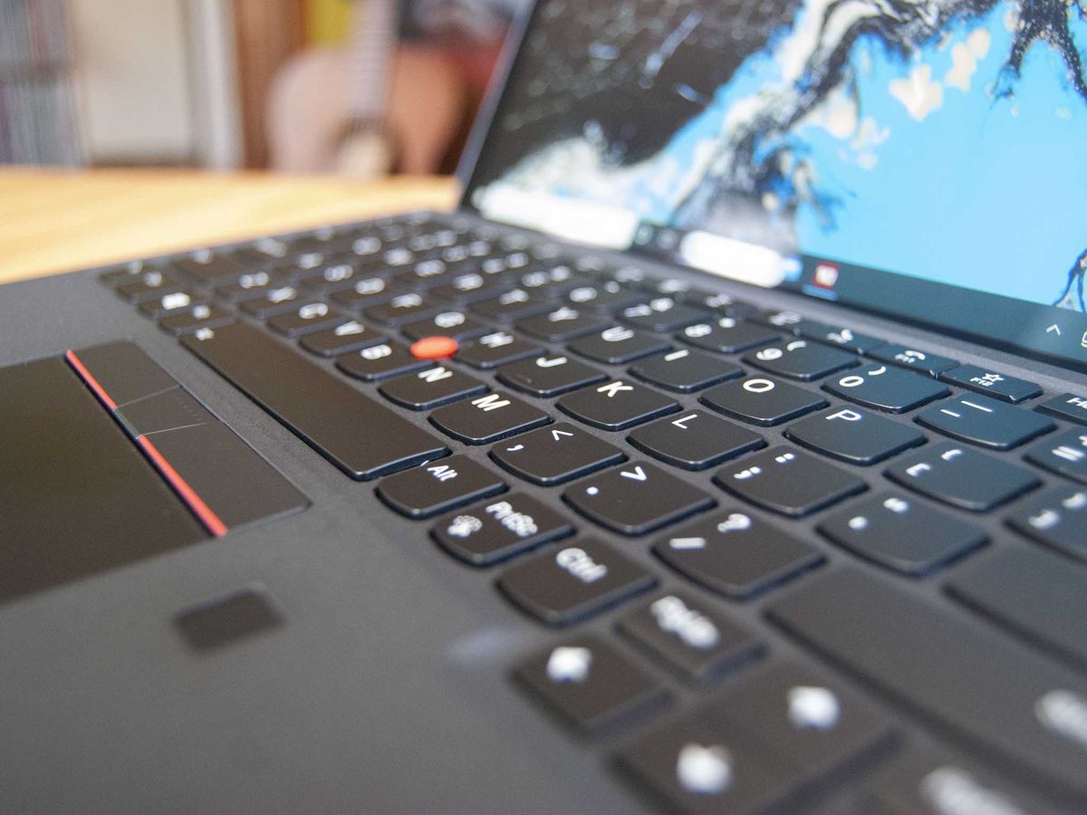 Lenovo Thinkpad X12 Detachable Review