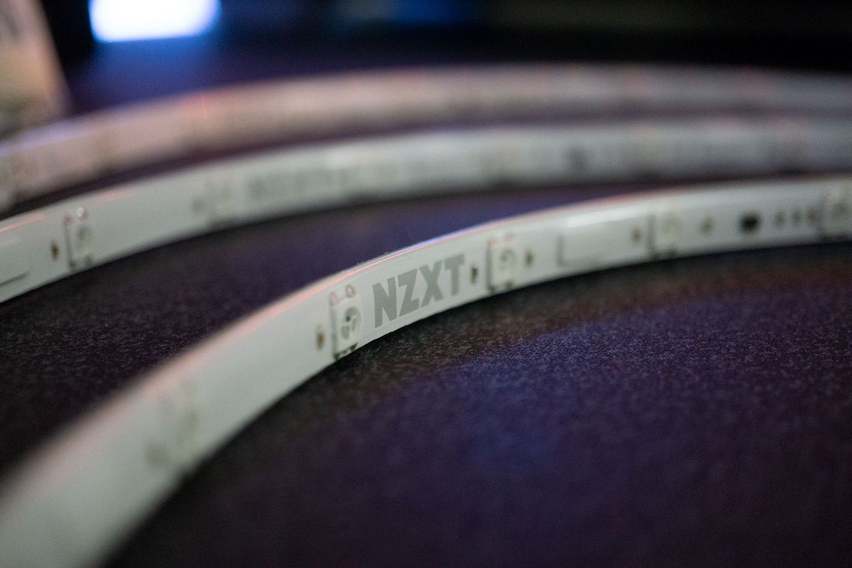 NZXT HUE 2