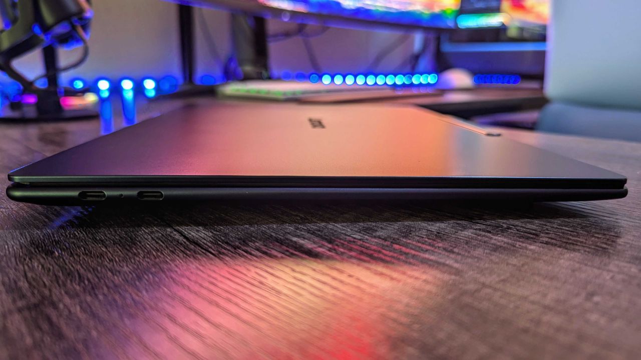 Image of the Lenovo Yoga Slim 7x (Gen 9) laptop.