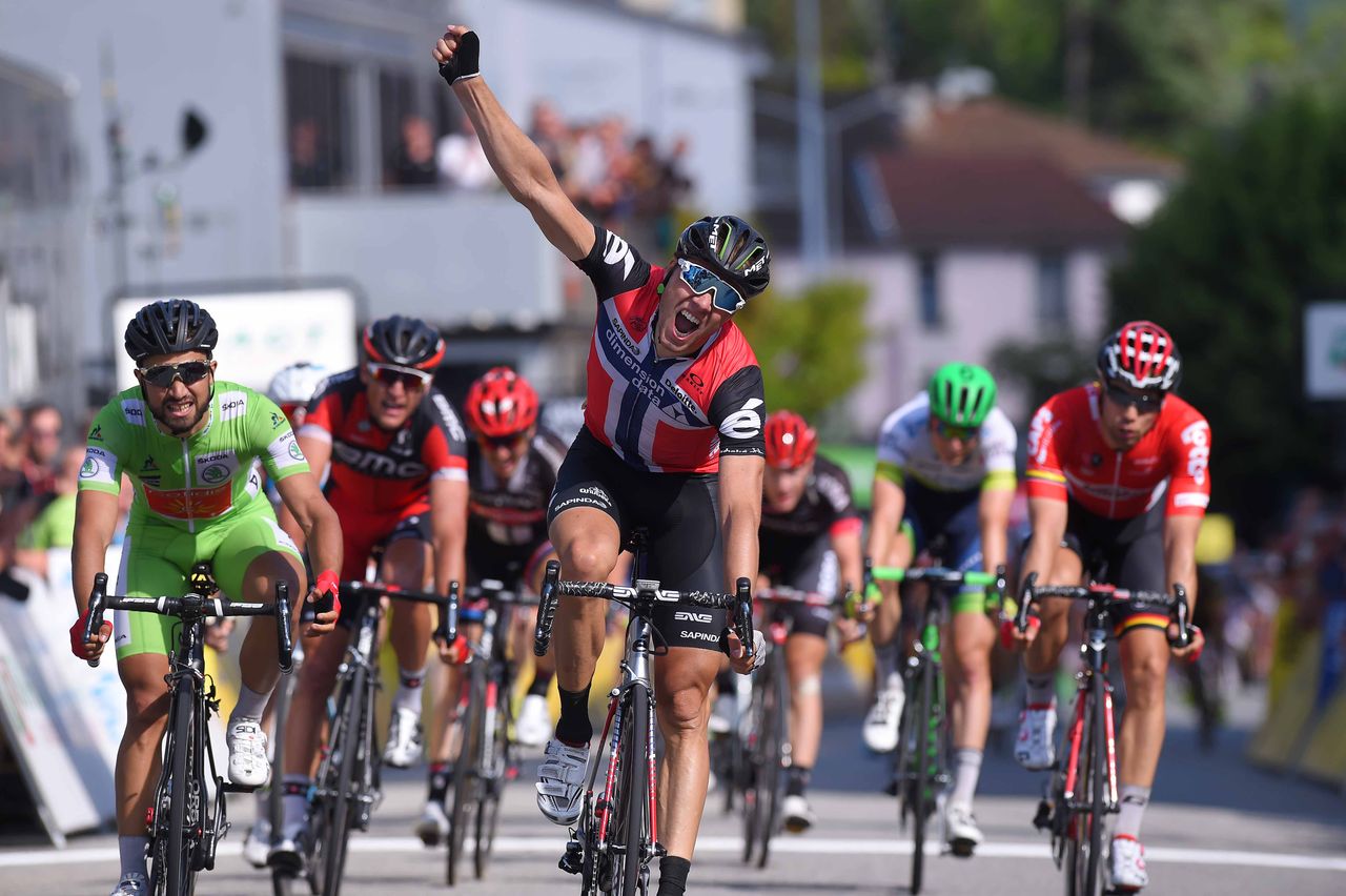 Edvald Boasson Hagen (Dimension Data) sprints to the win
