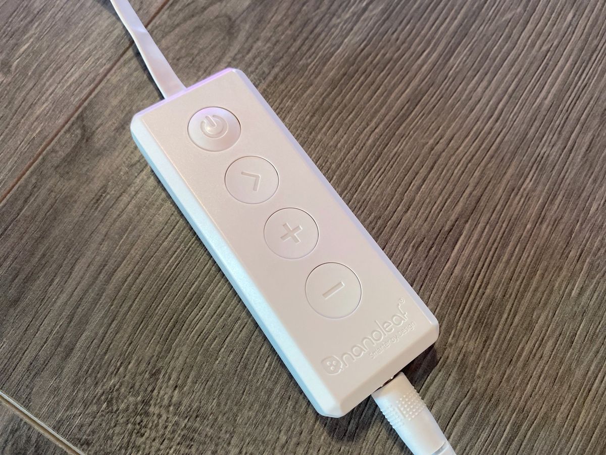 Nanoleaf Essentials Lightstrip Review Controller