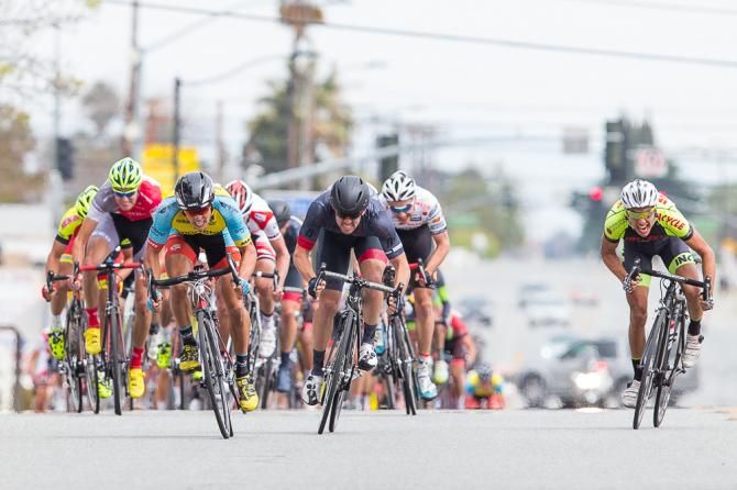 Men&rsquo;s sprint for the line