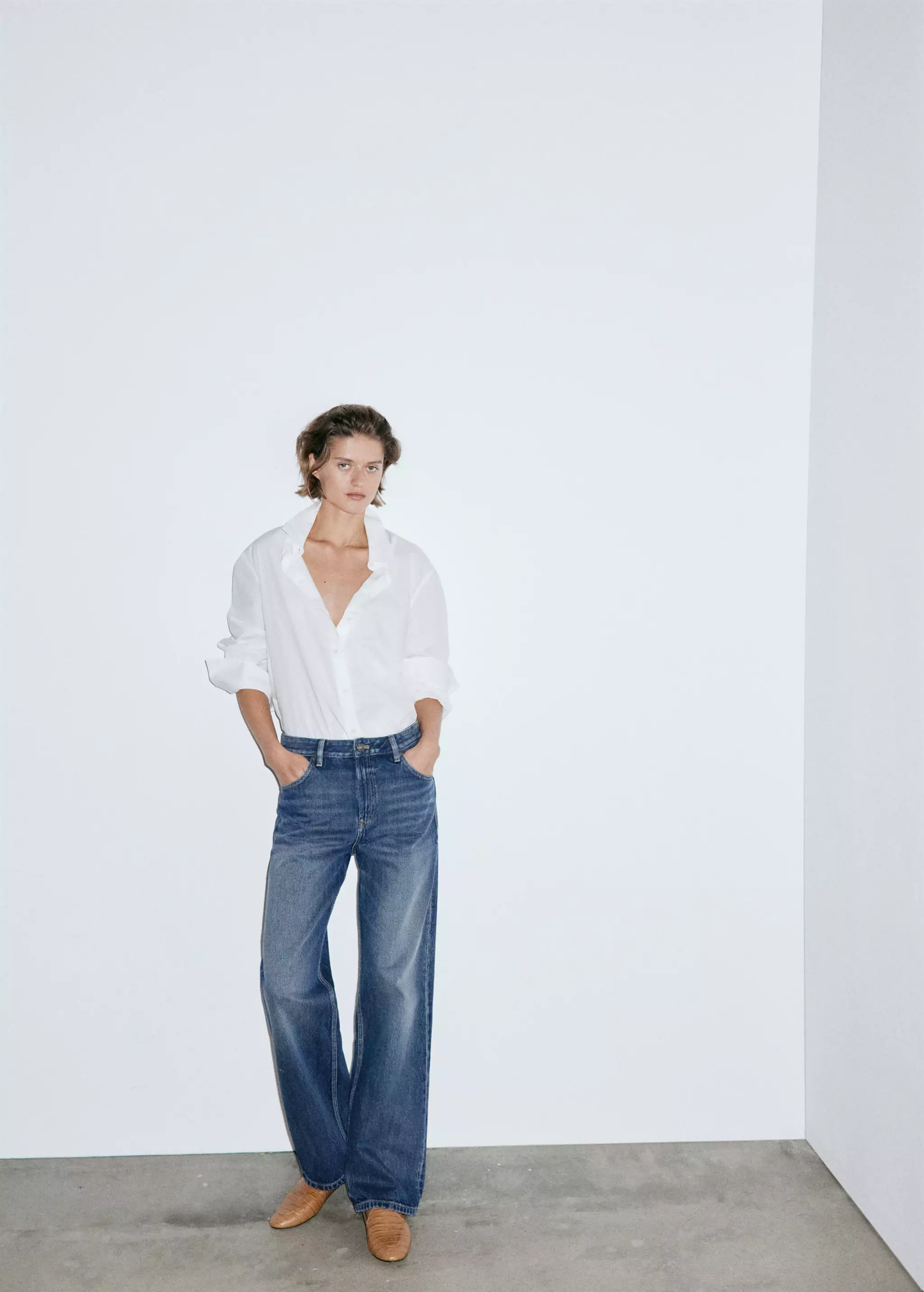 Miami Medium-Rise Straight-Fit Jeans - Women | Mango United Kingdom