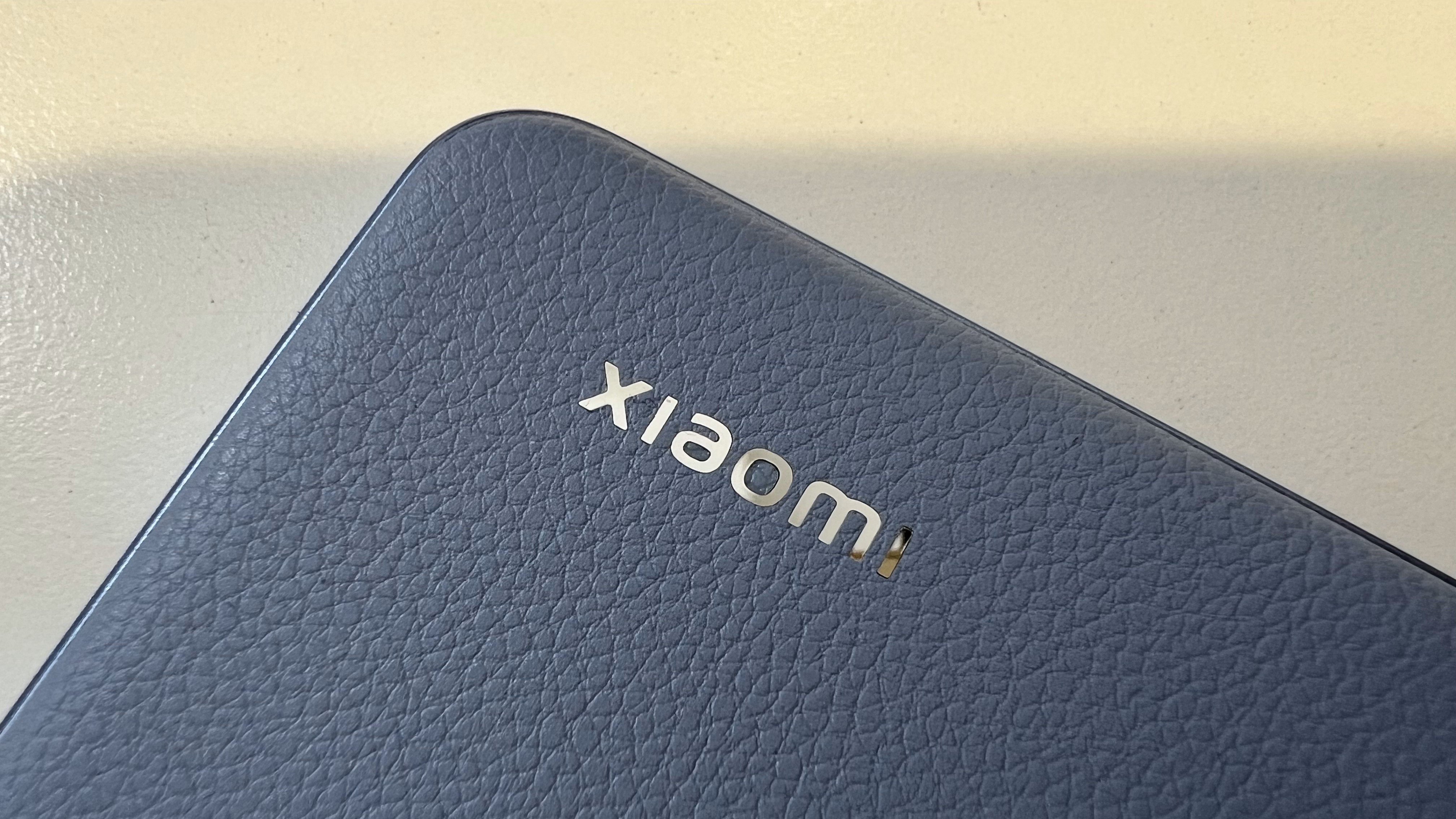 Xiaomi 13T Pro rear panel vegan leather alpine blue