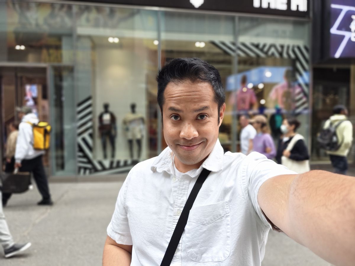 OnePlus 12 portrait sample.