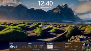 Windows 11 lock screen widgets in action