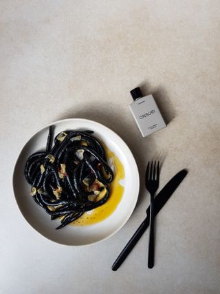 squid ink pici recipe made with olive oil