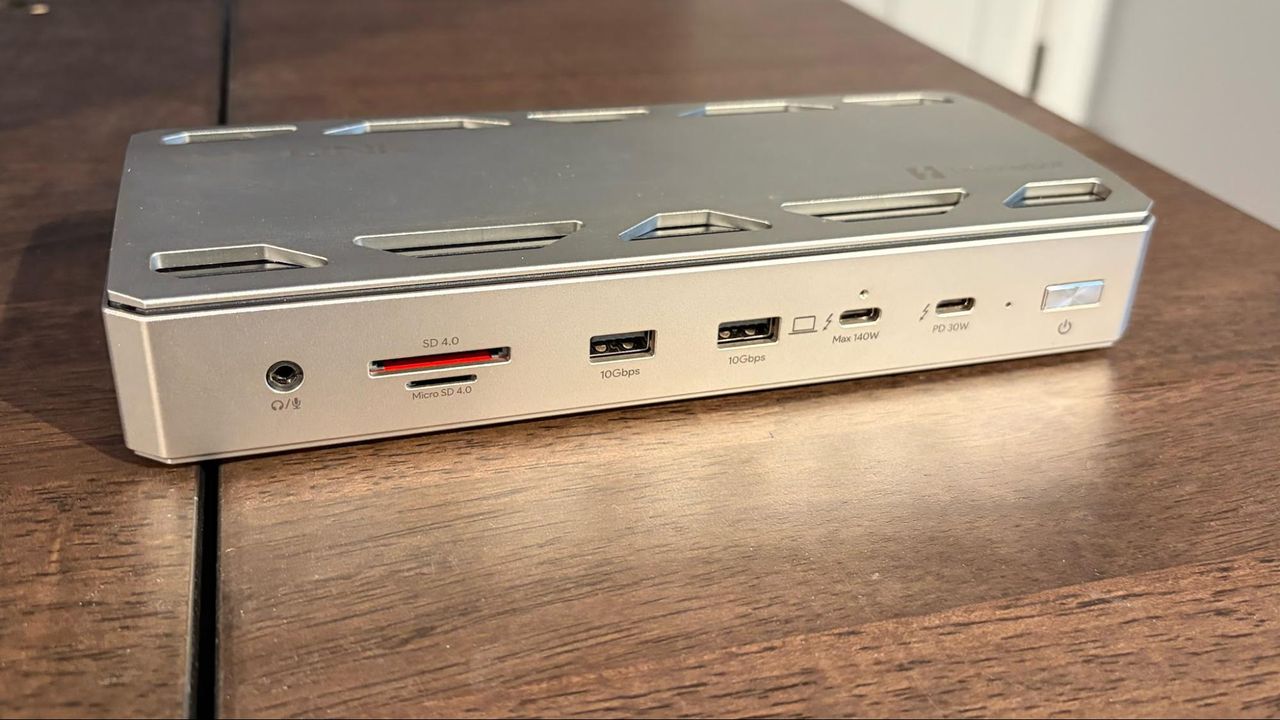 Best Thunderbolt and USB-C Docks for Laptops