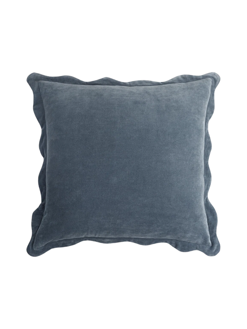 Collier Scalloped Edges Throw Pillow