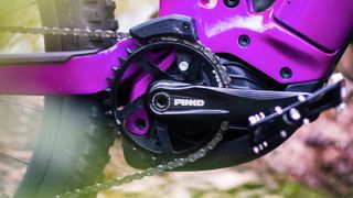 Pinnd e-MTB cranks fitted to a purple bike