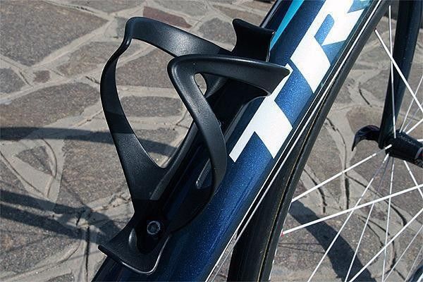 Bontrager supplies the Race Lite bottle cages, too.