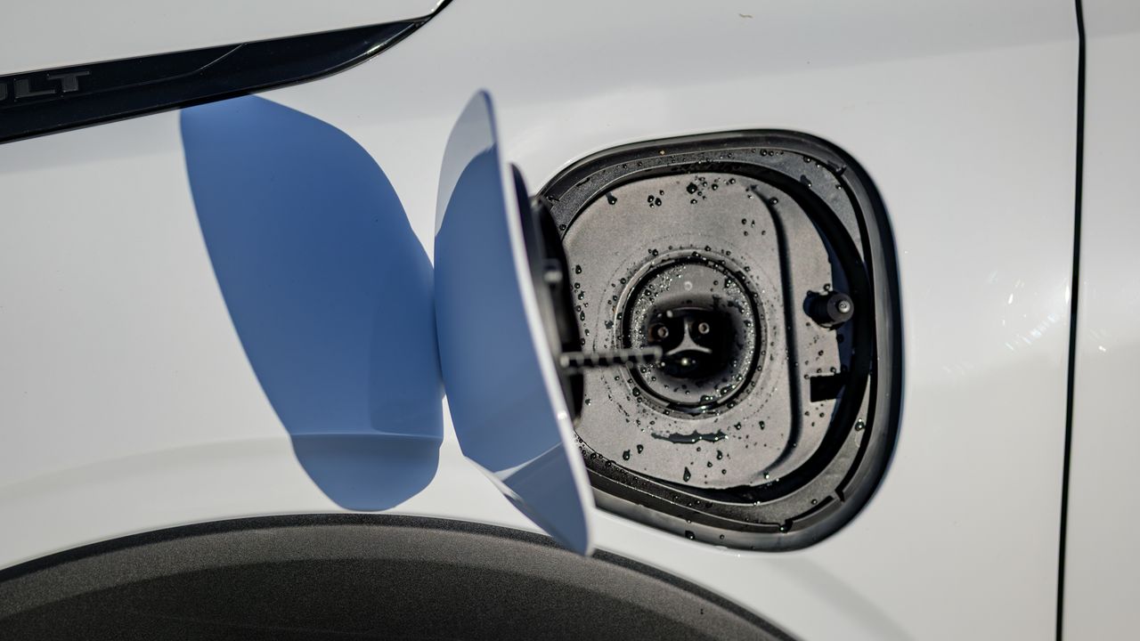 2027 Chevrolet Bolt review.