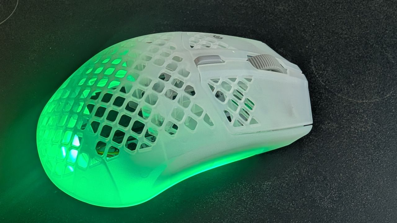 SteelSeries Aerox 3 Wireless Gen 2 review: same bo