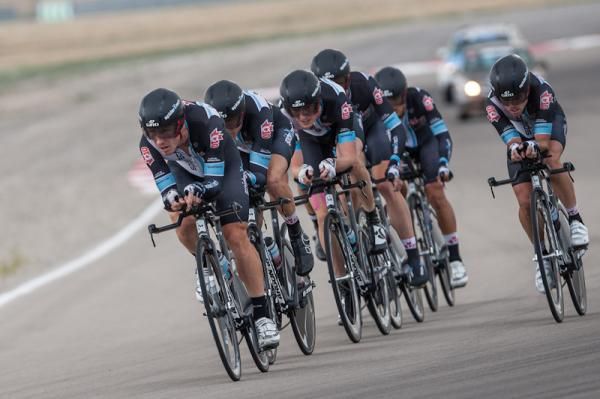 Spidertech gets in line and rotating as they get out on course.