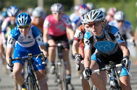 Sue Butler (Monavie-Cannondale) leads the elite women's field.