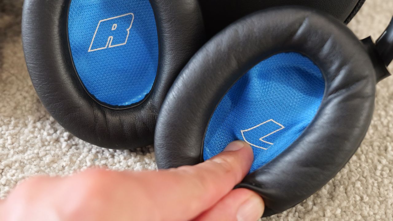 Bose QC Ultra Headphones versus base QC Headphones 2