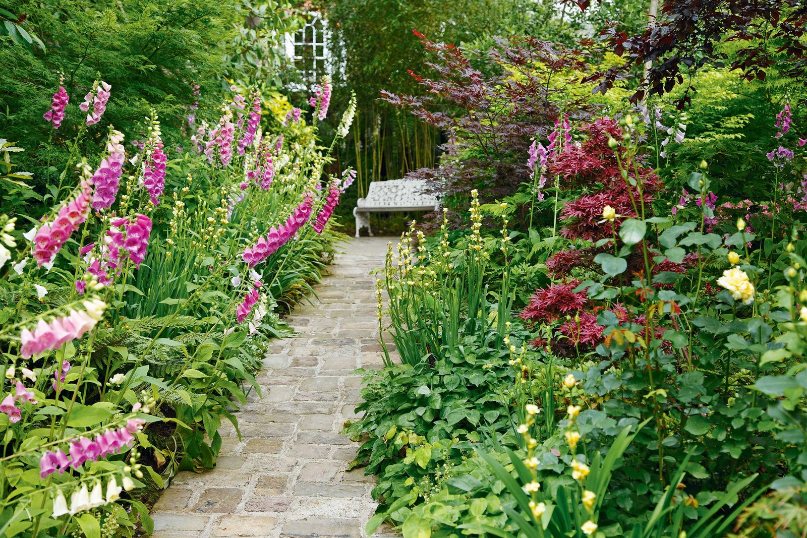 Cottage garden path ideas: 13 beautiful ways to make journeying through ...