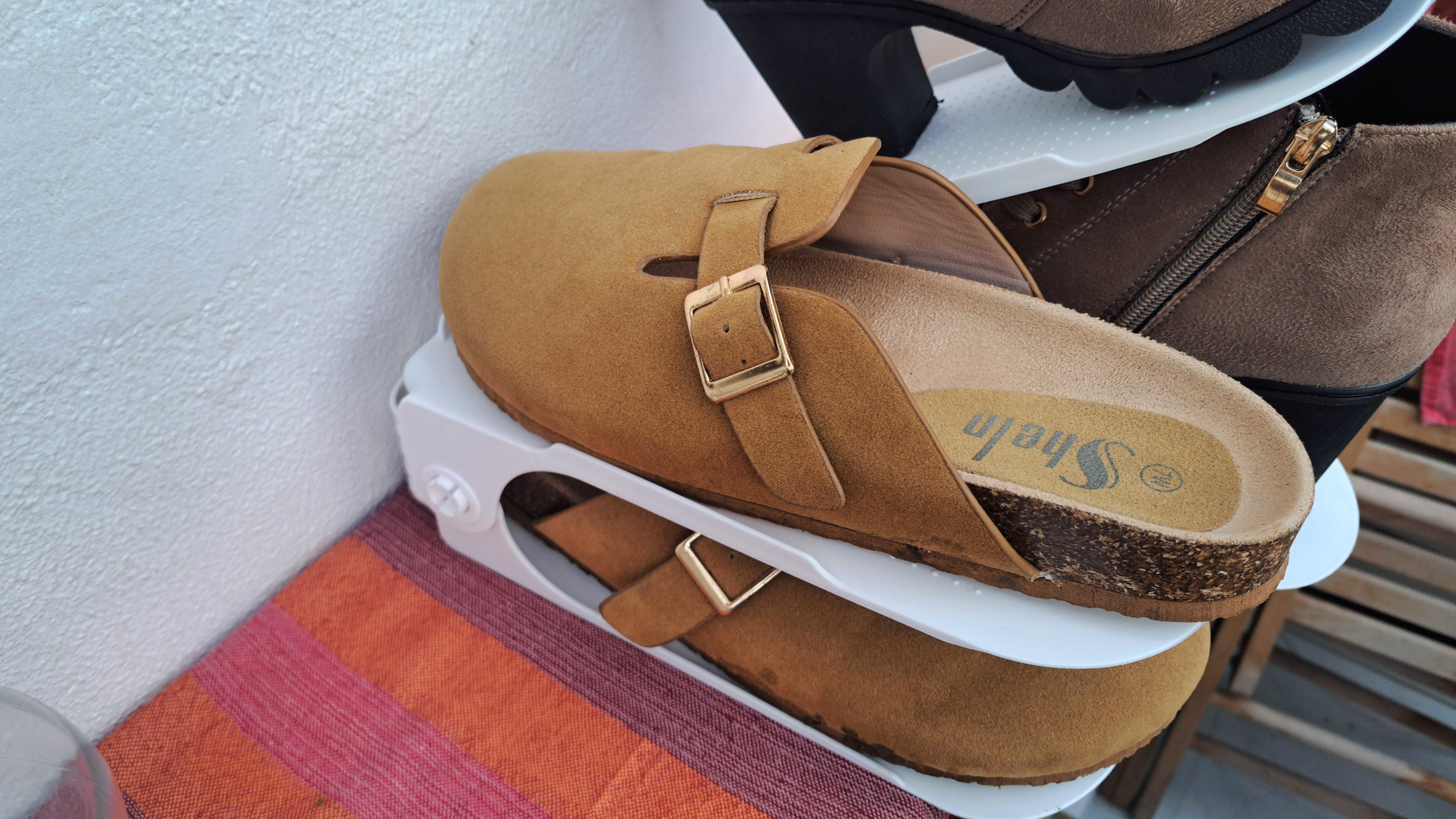 Neprock shoe slots with brown shoes