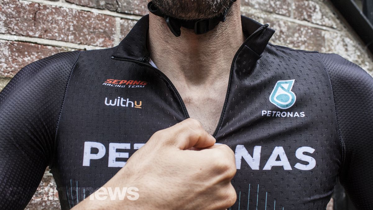 Nopinz Petronas Sepang Racing Team kit